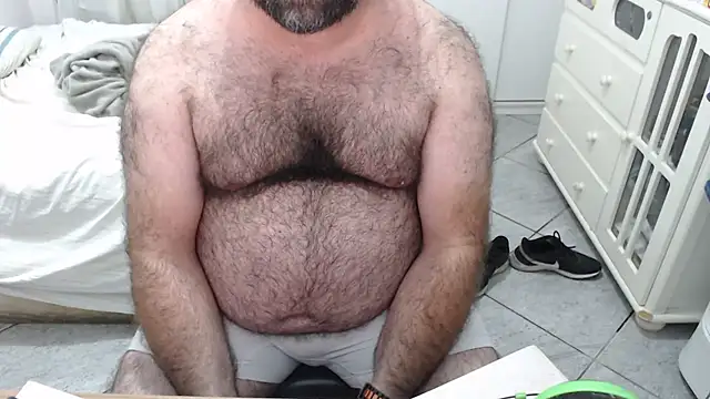 Snapshot of MysterBearMG chatting on 09/13/25, 12:21 MysterBearMG online show from 09/13/25, 12:21