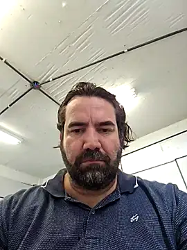 Snapshot of MysterBearMG chatting on 09/22/25, 03:25 MysterBearMG online show from 09/22/25, 03:25