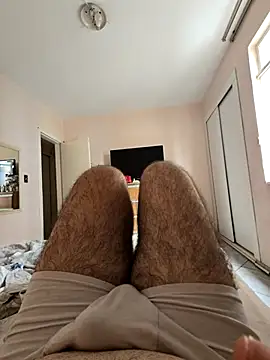 Snapshot of MysterBearMG chatting on 10/04/25, 12:25 MysterBearMG online show from 10/04/25, 12:25