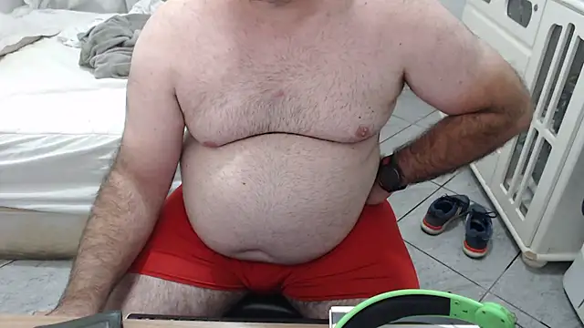 Snapshot of MysterBearMG chatting on 10/07/25, 11:13 MysterBearMG online show from 10/07/25, 11:13