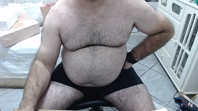 Snapshot of MysterBearMG chatting on 11/06/25, 03:51 MysterBearMG online show from 11/06/25, 03:51