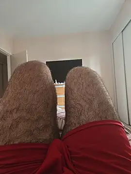 Snapshot of MysterBearMG chatting on 11/09/25, 04:16 MysterBearMG online show from 11/09/25, 04:16