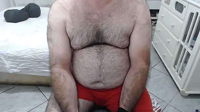 Snapshot of MysterBearMG chatting on 11/27/25, 10:12 MysterBearMG online show from 11/27/25, 10:12