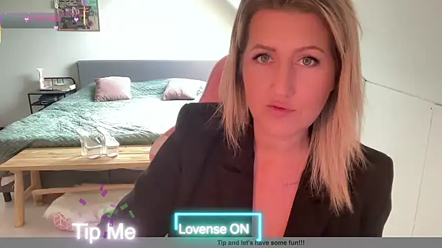 TessToy online show from 09/26/25, 09:13