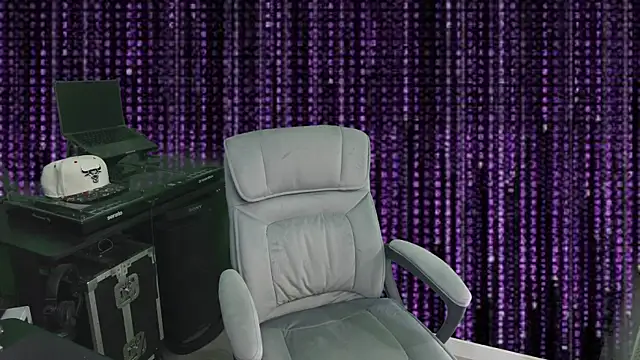 Snapshot of kuruptxxx_live chatting on 03/18/25, 03:31 kuruptxxx live online show from 03/18/25, 03:31