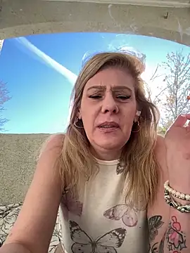 Snapshot of Lexi_Shocker chatting on 01/24/25, 09:37 Lexi Shocker online show from 01/24/25, 09:37