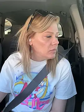 Snapshot of Lexi_Shocker chatting on 02/26/25, 07:16 Lexi Shocker online show from 02/26/25, 07:16