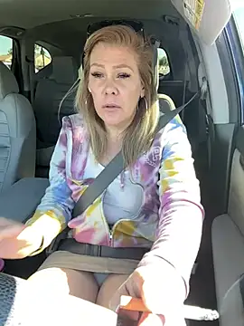 Snapshot of Lexi_Shocker chatting on 02/27/25, 06:09 Lexi Shocker online show from 02/27/25, 06:09