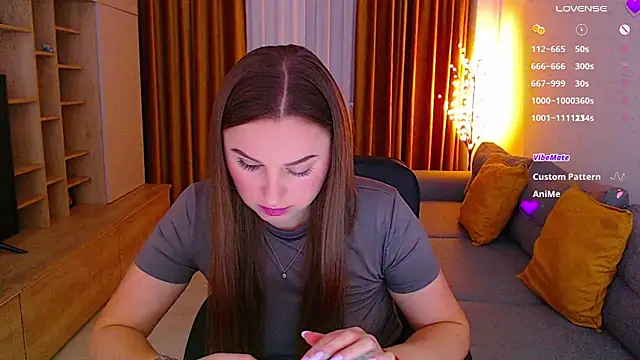  Mia Adams online show from 11/10/25, 08:57