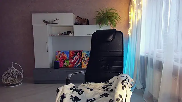 Cuddle Cat online show from 02/10/25, 05:58