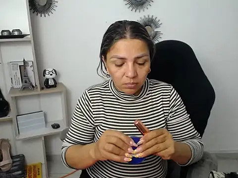 Snapshot of cum_bigass chatting on 06/12/26, 12:15 cum bigass online show from 06/12/26, 12:15