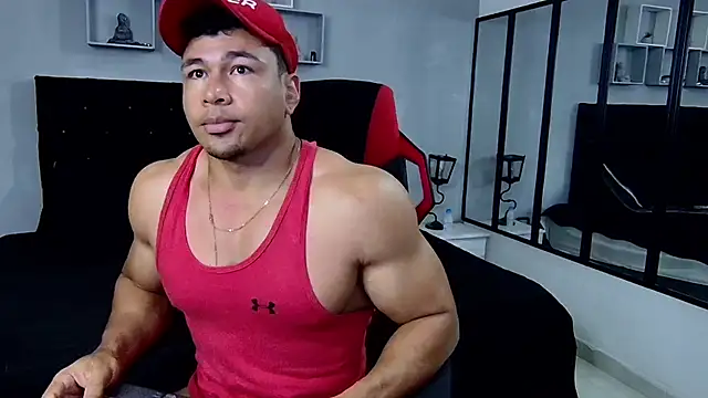 Snapshot of tyler_hank01 chatting on 02/19/25, 10:12 tyler hank01 online show from 02/19/25, 10:12