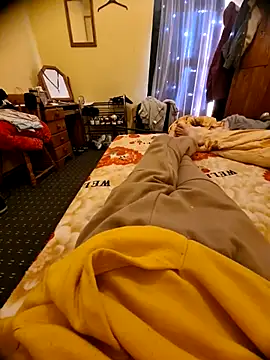 LuxxFin online show from 12/19/25, 10:55