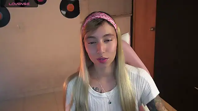 Saucy Jenn online show from 05/24/26, 11:54