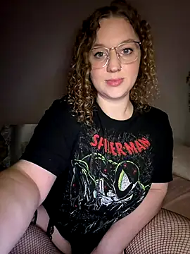 Snapshot of EmmieRae chatting on 12/02/25, 05:13 EmmieRae online show from 12/02/25, 05:13