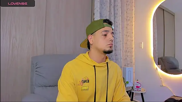 alejandro calderon1 online show from 11/05/25, 04:23