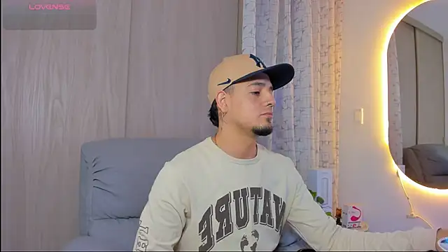 alejandro calderon1 online show from 11/13/25, 04:00