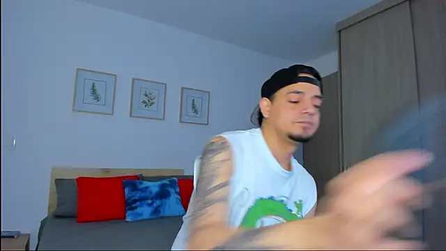 alejandro calderon1 online show from 12/03/25, 03:03