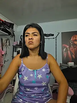 Hannah-grace online show from 10/26/25, 09:37