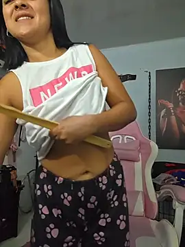 Hannah-grace online show from 11/01/25, 09:33