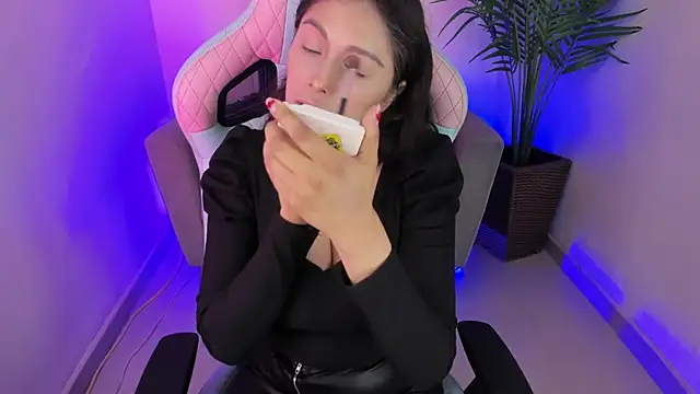 Kyomi chang online show from 03/08/25, 02:19