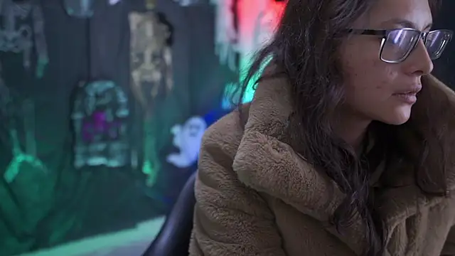 Kyomi chang online show from 10/17/25, 01:03