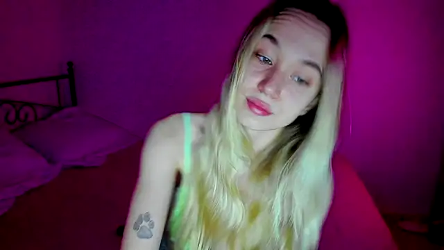 Snapshot of SexyCocobutt chatting on 03/07/25, 08:45 SexyCocobutt online show from 03/07/25, 08:45