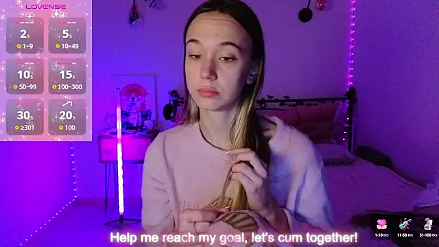 Snapshot of SexyCocobutt chatting on 10/15/25, 09:31 SexyCocobutt online show from 10/15/25, 09:31