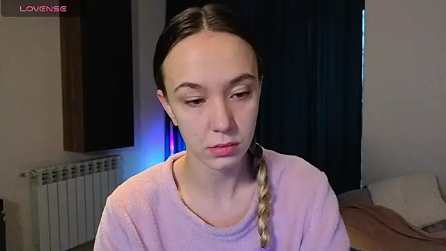 Snapshot of SexyCocobutt chatting on 11/15/25, 06:00 SexyCocobutt online show from 11/15/25, 06:00