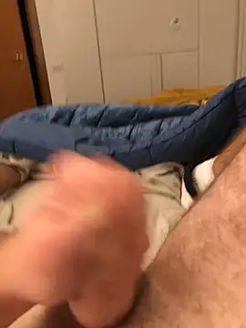 MagicKenzo99 online show from 12/19/24, 05:50