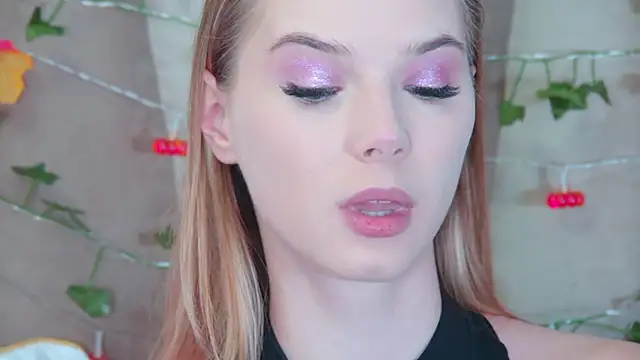 GentleRossi online show from 10/10/25, 03:11