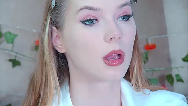 GentleRossi online show from 10/21/25, 03:24