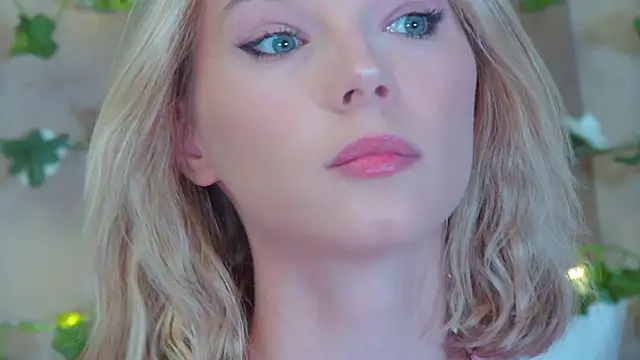 Snapshot of GentleRossi chatting on 03/14/26, 10:21 GentleRossi online show from 03/14/26, 10:21