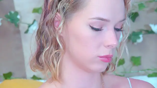 Snapshot of GentleRossi chatting on 03/23/26, 03:05 GentleRossi online show from 03/23/26, 03:05