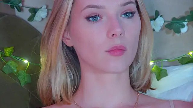 Snapshot of GentleRossi chatting on 03/25/26, 08:37 GentleRossi online show from 03/25/26, 08:37