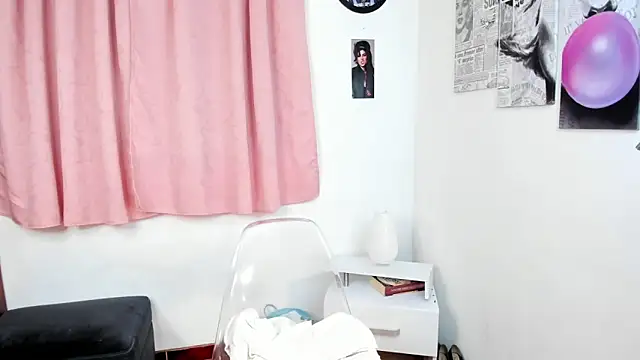 Snapshot of melisa_es chatting on 03/06/25, 01:37 melisa es online show from 03/06/25, 01:37