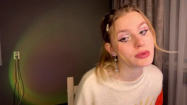 Chanel Gill online show from 12/19/24, 05:40