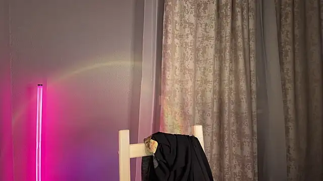 Chanel Gill online show from 01/12/25, 04:31