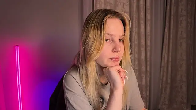 Chanel Gill online show from 01/13/25, 03:56