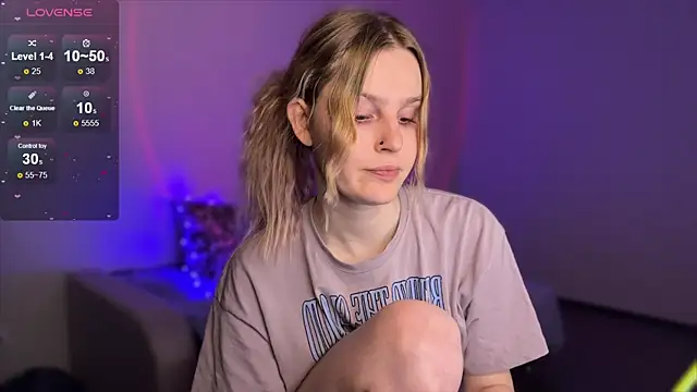 Chanel Gill online show from 02/07/25, 09:37