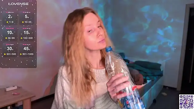 Chanel Gill online show from 10/03/25, 08:39