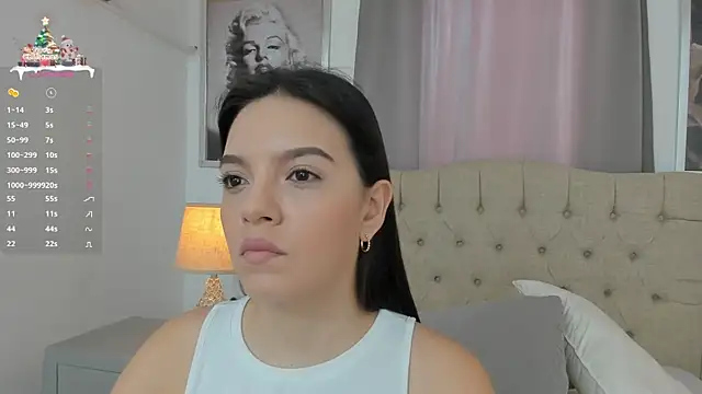 Snapshot of Beautyari_ chatting on 12/19/24, 12:12 Beautyari  online show from 12/19/24, 12:12