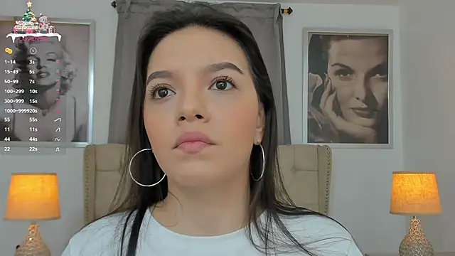 Snapshot of Beautyari_ chatting on 01/03/25, 11:57 Beautyari  online show from 01/03/25, 11:57