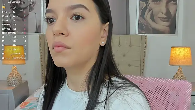 Snapshot of Beautyari_ chatting on 01/15/25, 11:53 Beautyari  online show from 01/15/25, 11:53