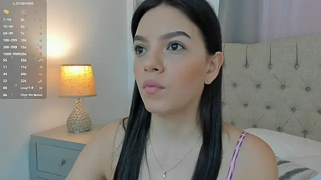 Snapshot of Beautyari_ chatting on 01/28/25, 12:22 Beautyari  online show from 01/28/25, 12:22