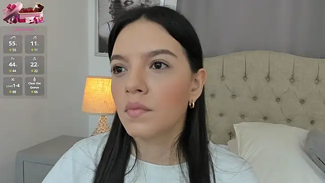 Snapshot of Beautyari_ chatting on 02/27/25, 12:23 Beautyari  online show from 02/27/25, 12:23