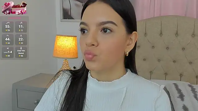 Snapshot of Beautyari_ chatting on 09/27/25, 12:32 Beautyari  online show from 09/27/25, 12:32