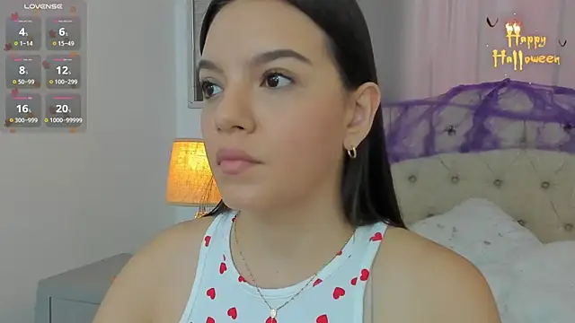 Snapshot of Beautyari_ chatting on 10/13/25, 12:38 Beautyari  online show from 10/13/25, 12:38