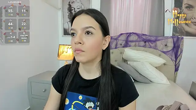 Snapshot of Beautyari_ chatting on 10/22/25, 12:27 Beautyari  online show from 10/22/25, 12:27