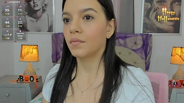 Snapshot of Beautyari_ chatting on 10/30/25, 12:06 Beautyari  online show from 10/30/25, 12:06